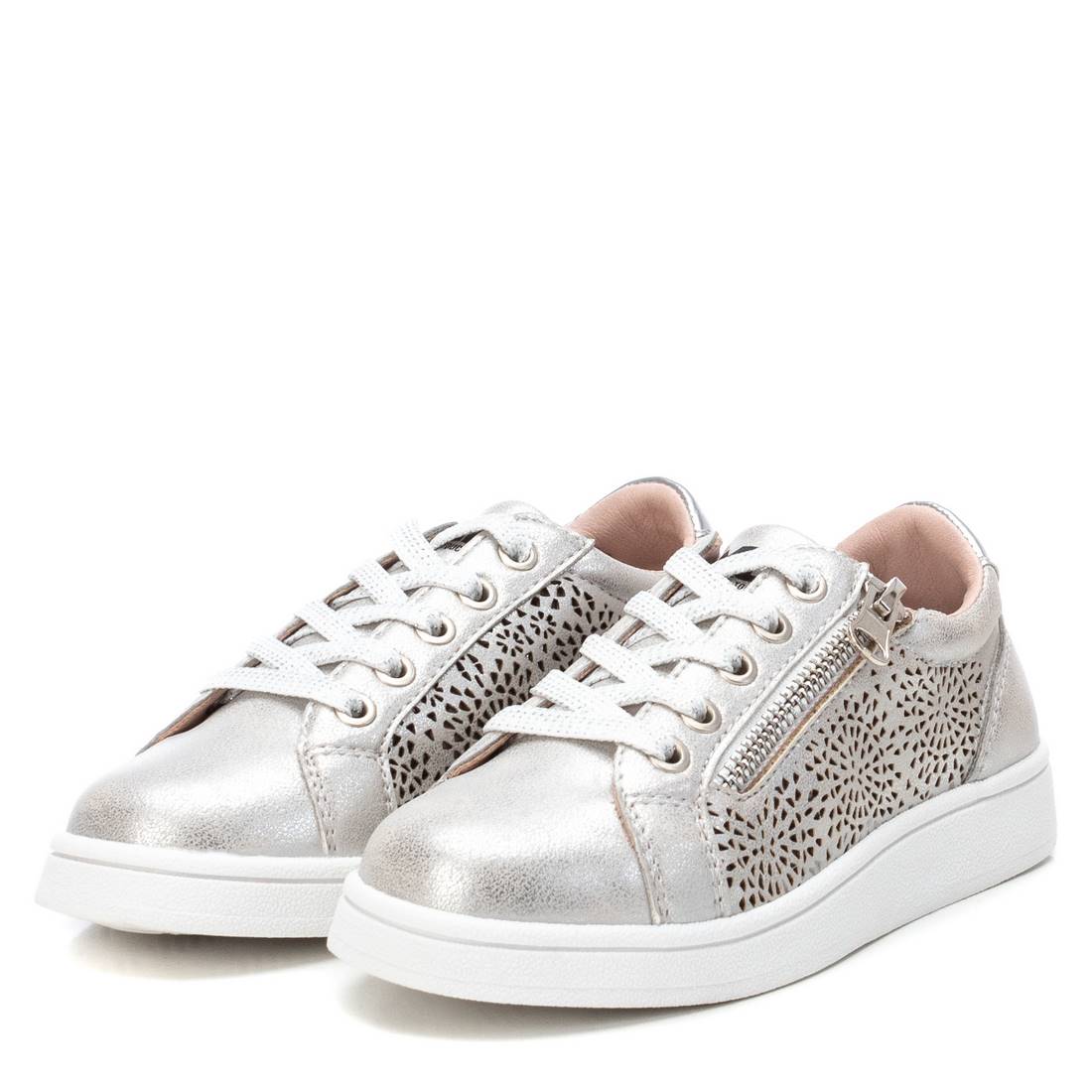 Silver Youth Sneakers Xti-57950