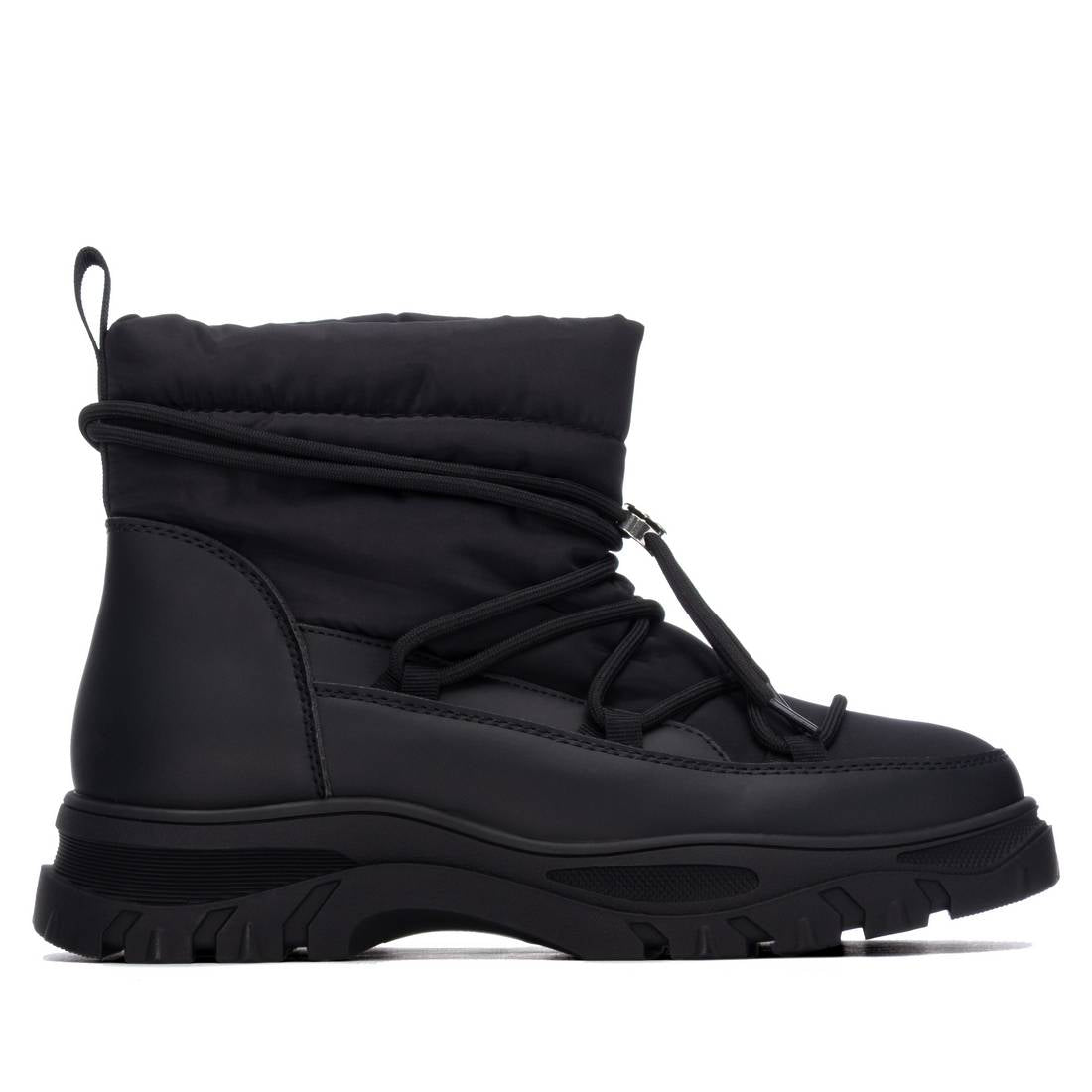 Bota XTI Preta com Atacadores 14607003 — imagem 1 do produto