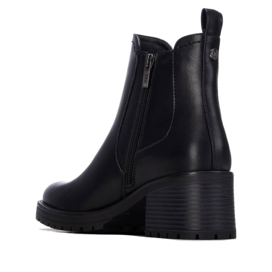Bota Mulher Preta Xti-14608601