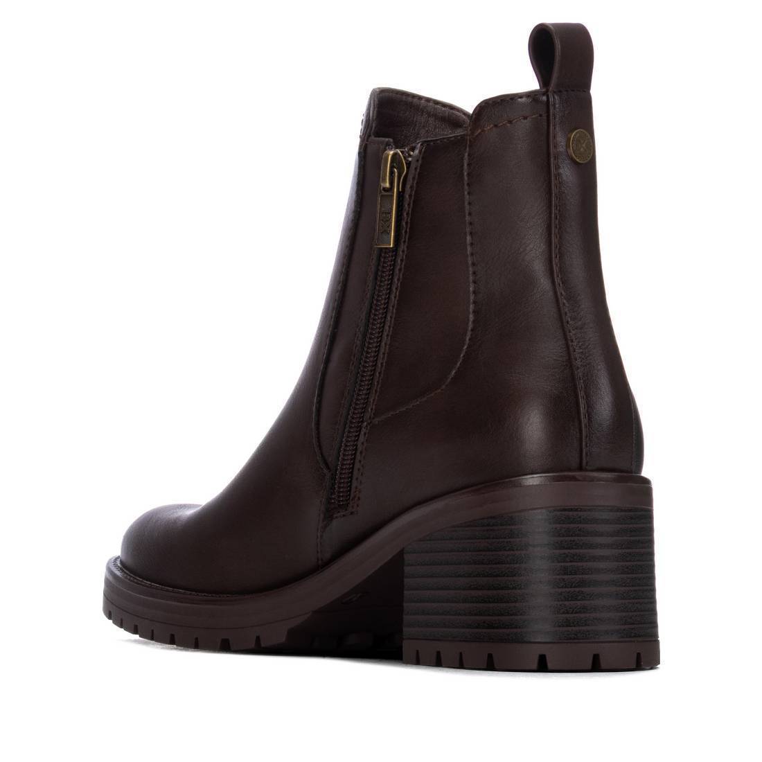 Bota Mulher Castanho Xti-14608602