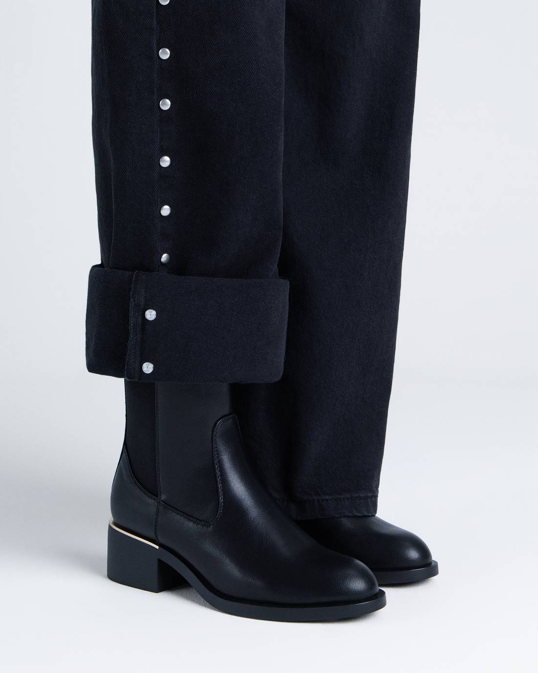 Bota Mulher Preta Xti-14636201