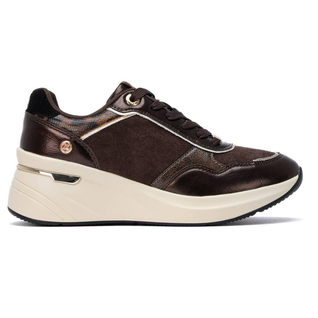 Sapatilhas Plataforma Mulher XTI® Metalizadas | Conforto e Elegância - 14638301