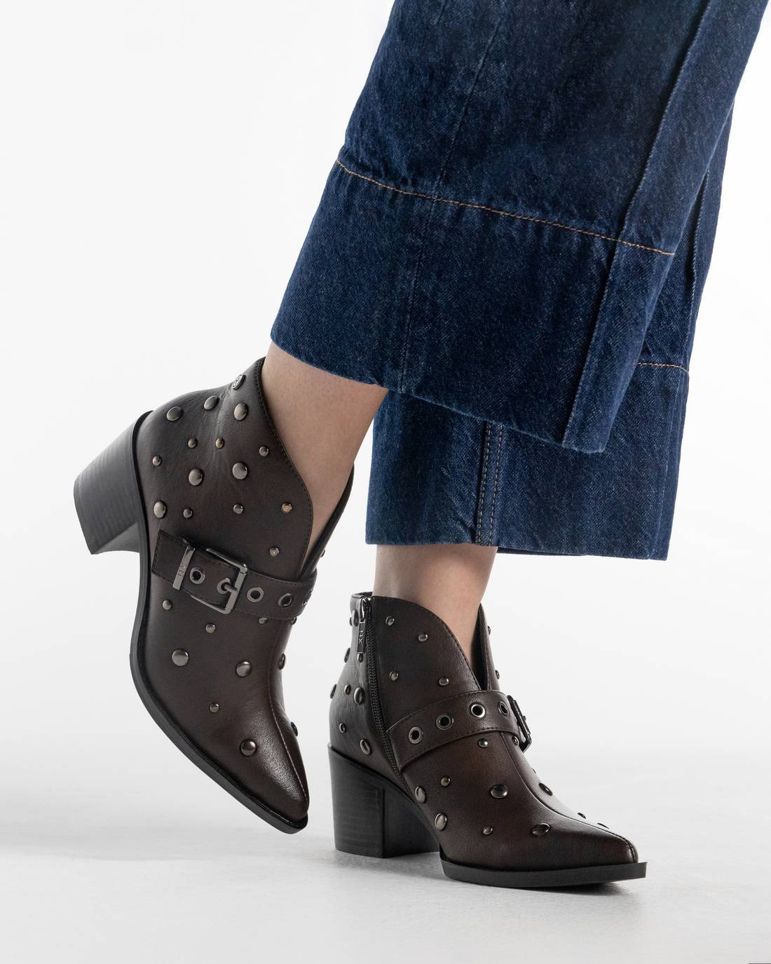 Bota Mulher Castanho Xti-14649902