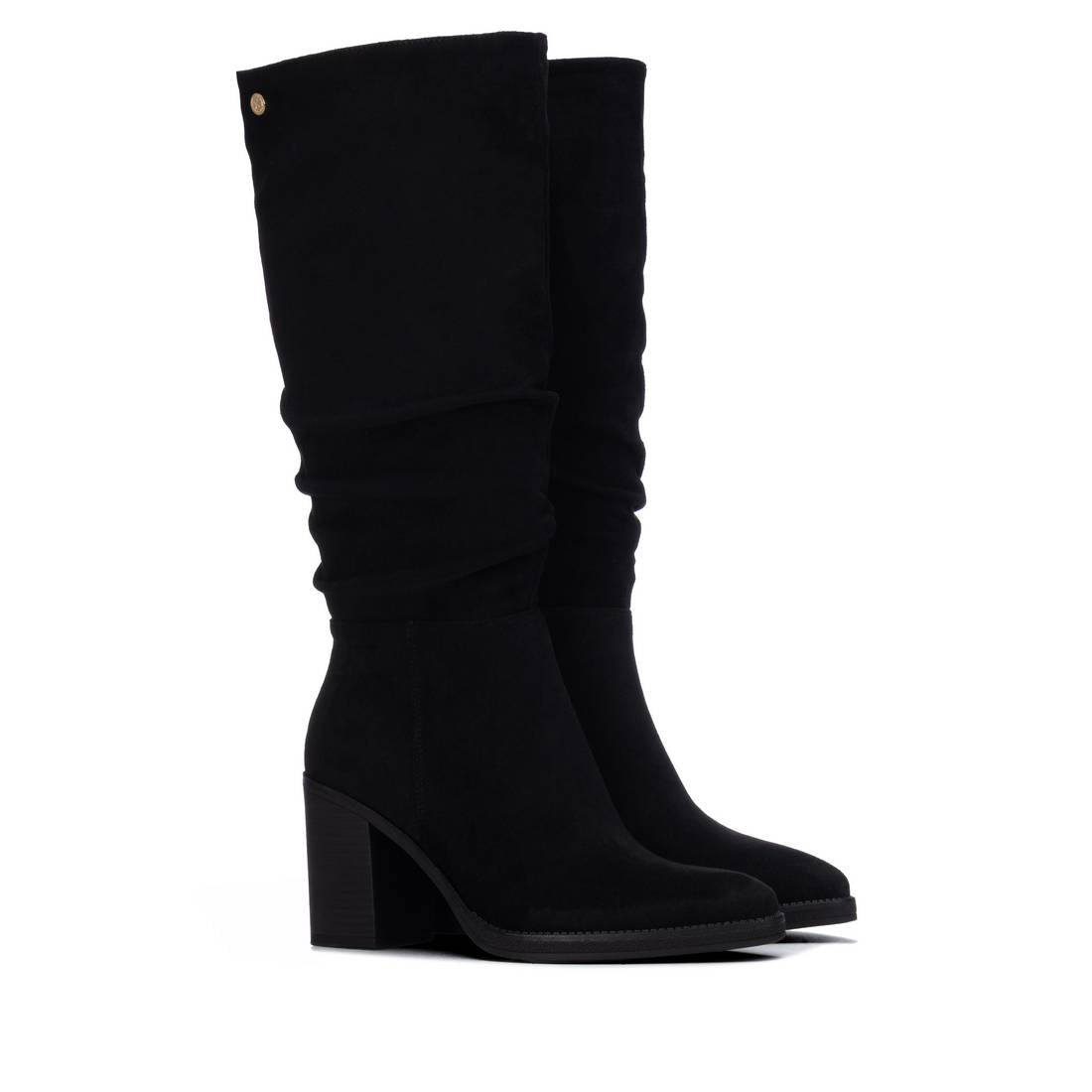 Bota Cano Alto Mulher XTI Preta Franzida | 14652903