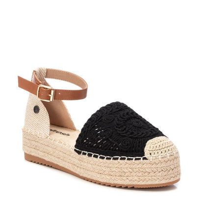 Refresh Sandalia casual negra para mujer-17195202