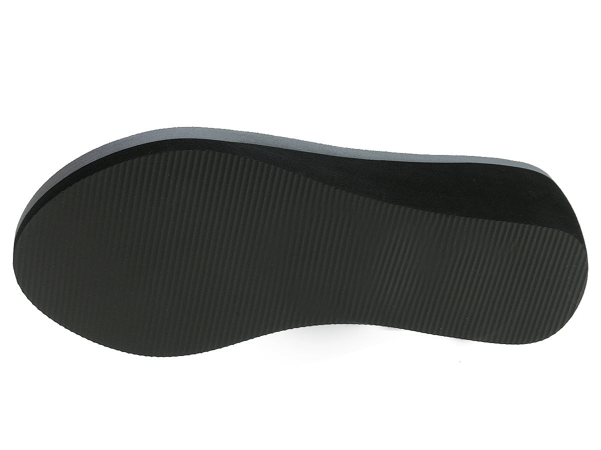 Chinelo Com Cunha Mulher Preto Beppi-2162121